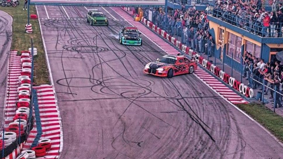 Супершоу с дрифт, стънт и картинг взривява Пловдив