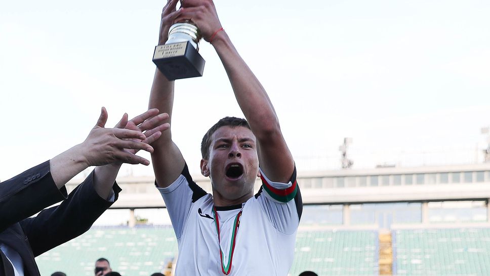 Англичани включиха български футболист сред най-големите таланти в света