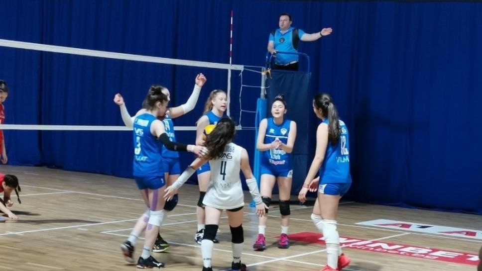 Левски, Марица и Локомотив без загуба на финалите за прeкадетки 🏐