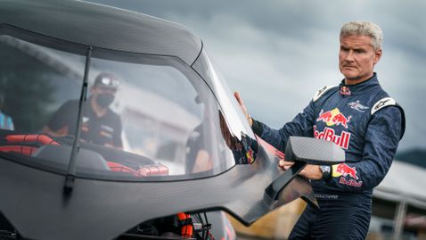  Дрифт шоу, картинг съревнование и осъществявания онлайн са част от програмата на Red Bull Showrun Plovdiv! 