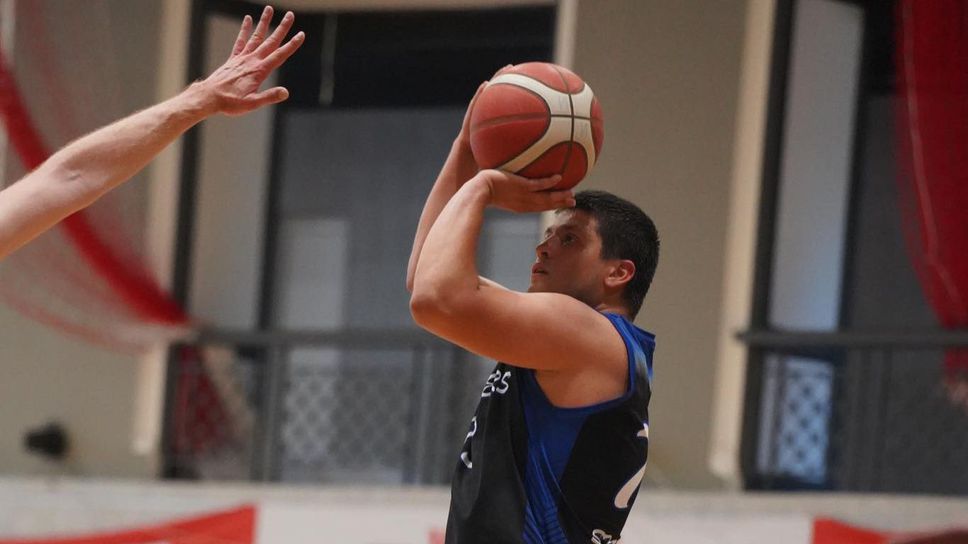 Скай Уокърс продължава към полуфиналите във Втора дивизия