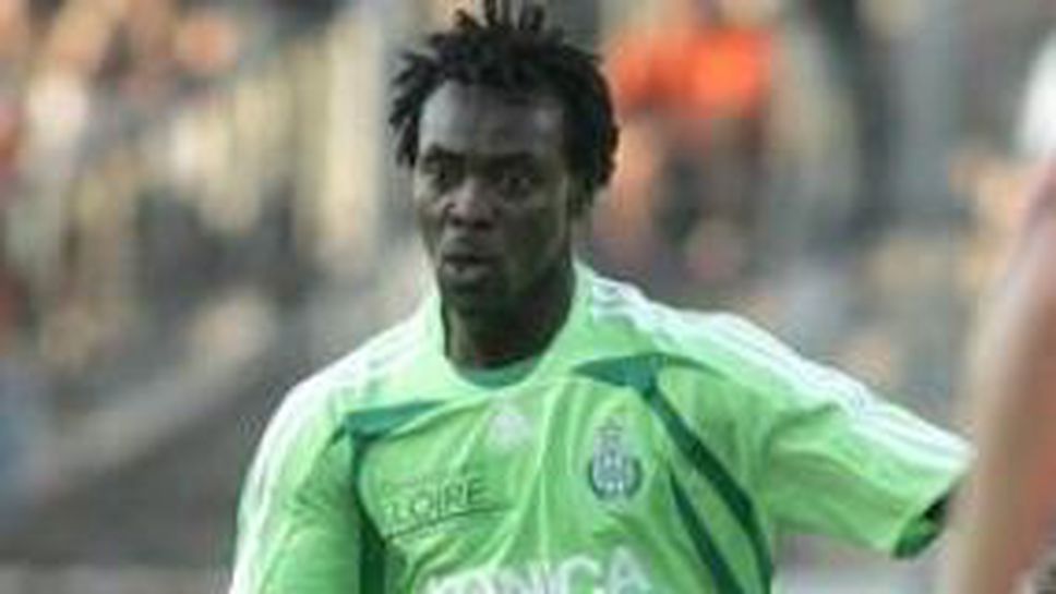 Ливърпул следи Фейндуно