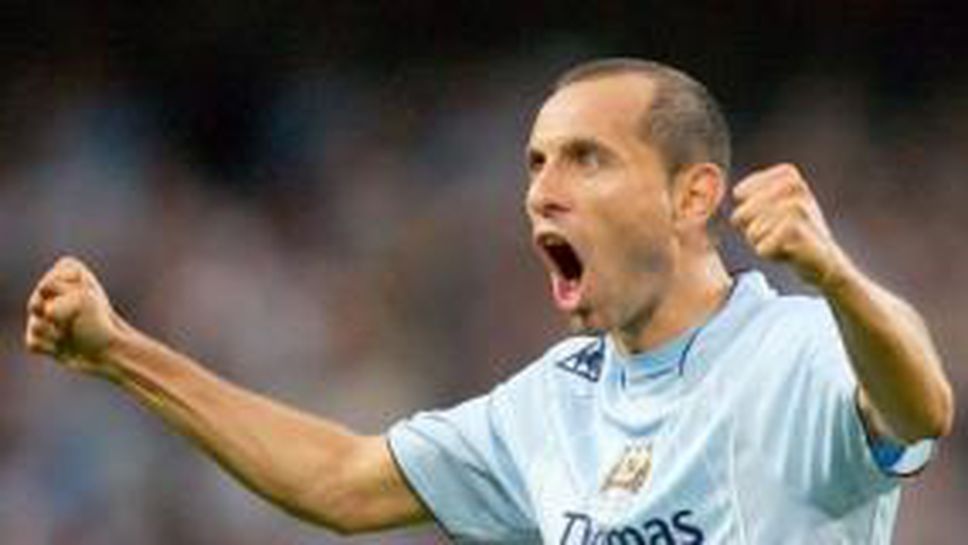 Мартин Петров усърдно учи английски