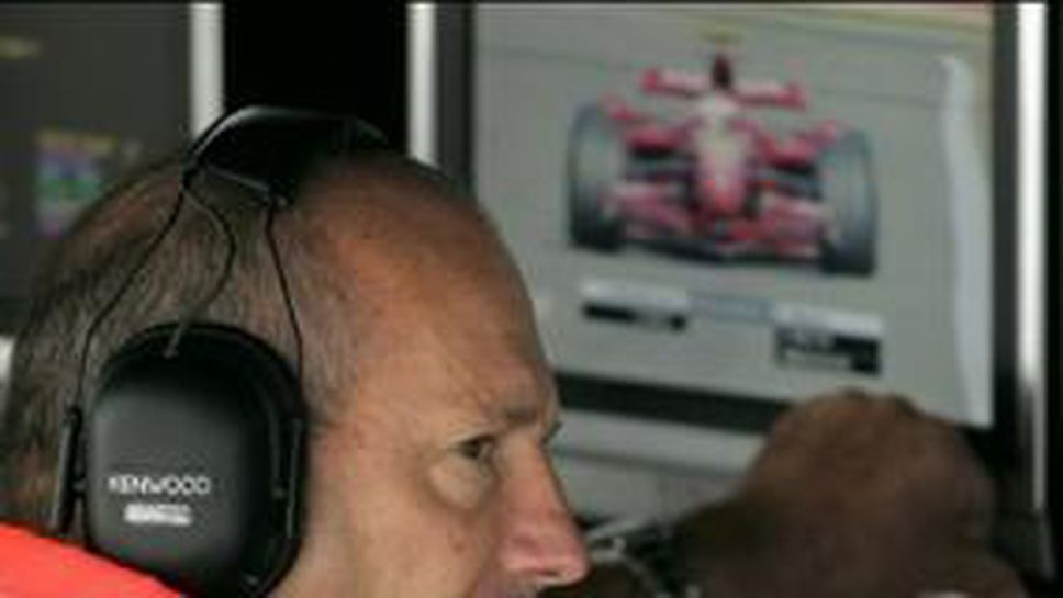 Проблемът с колата провали Хамилтън, призна Рон Денис