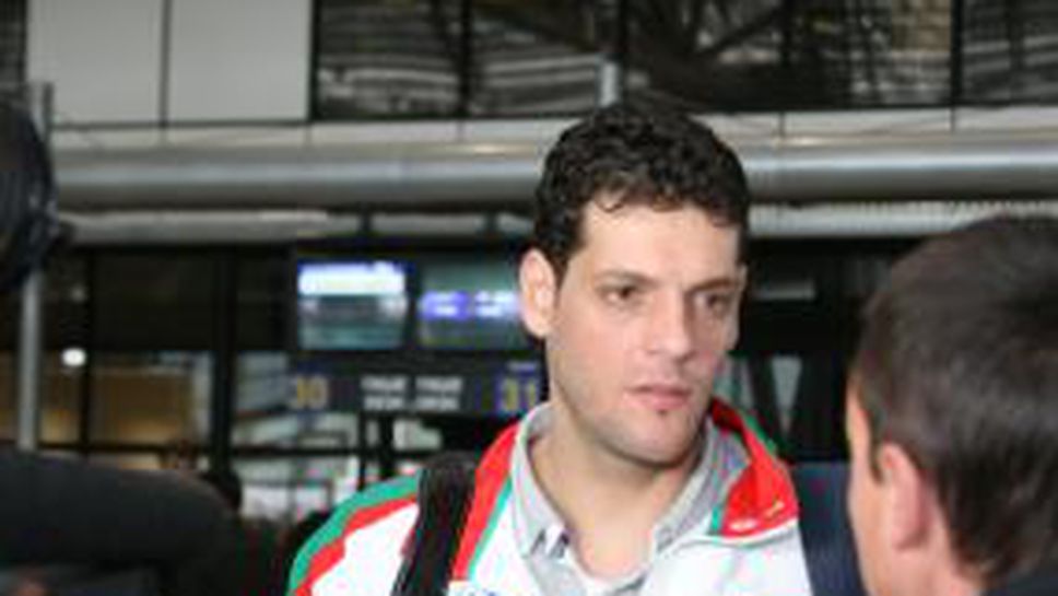 Волейнационалите пристигнаха в Япония