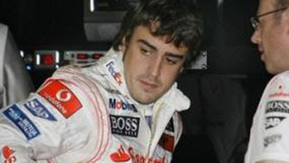 Култард бесен от слуховете за преминаване на Алонсо в Ред Бул