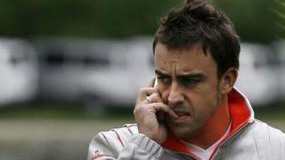 Шефът на Ред Бул потвърди за Алонсо