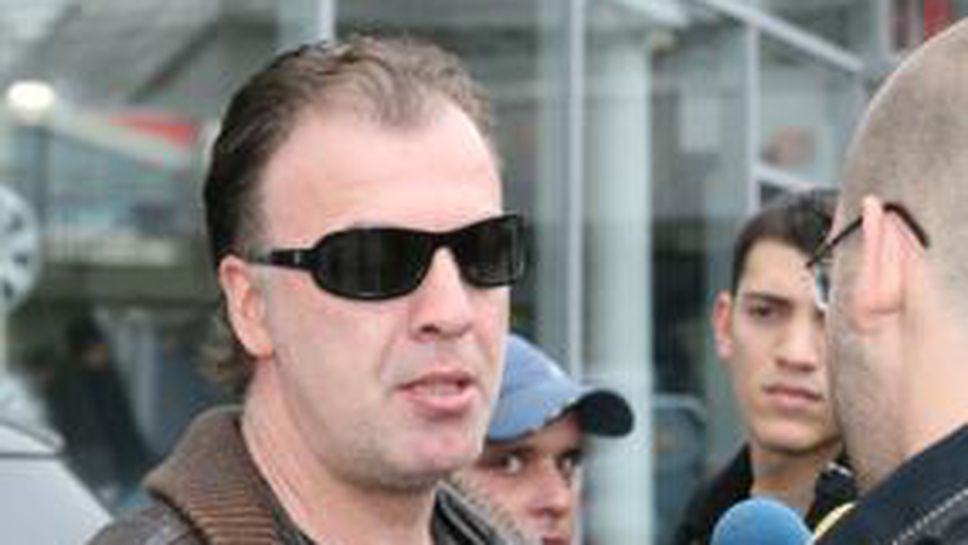 Сираков: Време е за тотално обновяване на състава