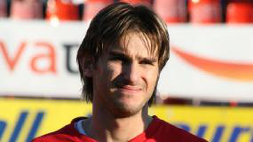 Велизар: Не виждам проблем в трансферите по оста Левски - ЦСКА