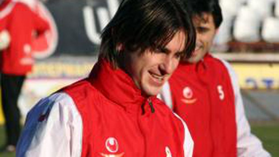 Велизар: Очевидно е, че Бербатов и Марто са най-добрите