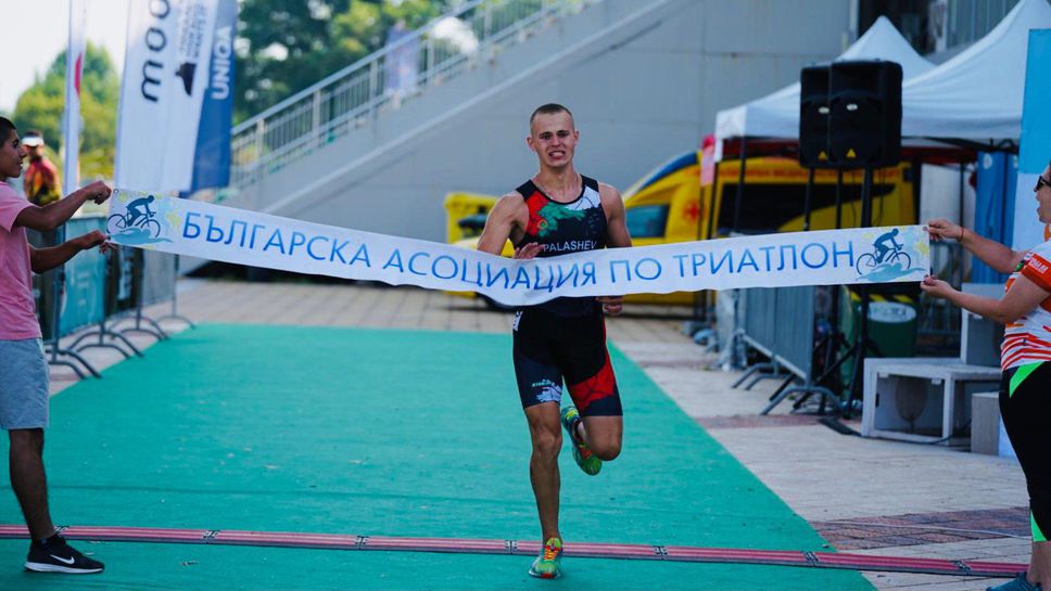 Палашев и Пейчева с титли и в триатлона в Пловдив