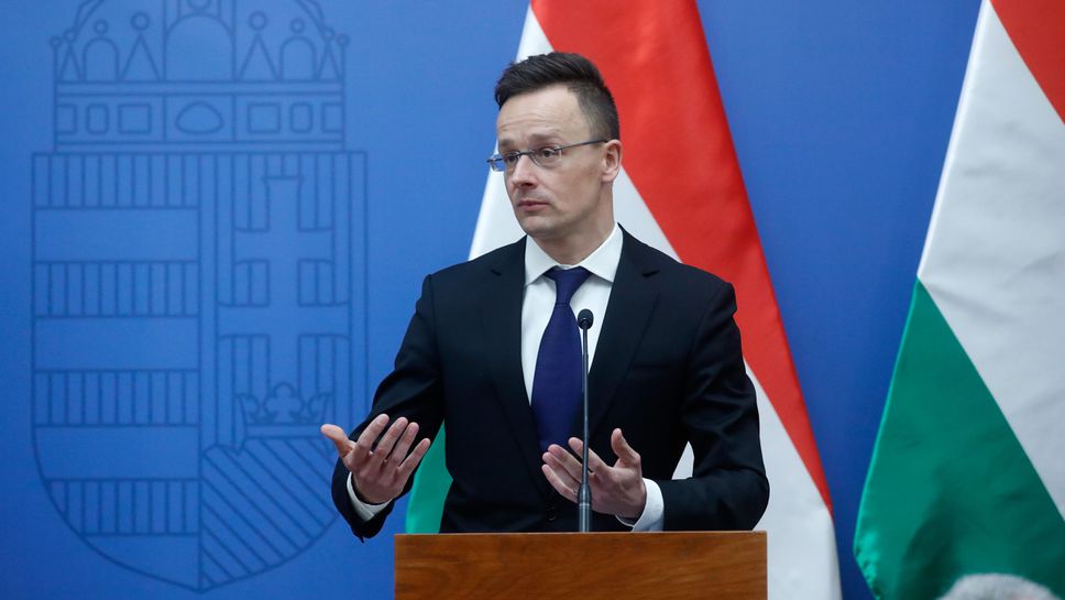 Унгарски министър: Действията на УЕФА са както при комунизма