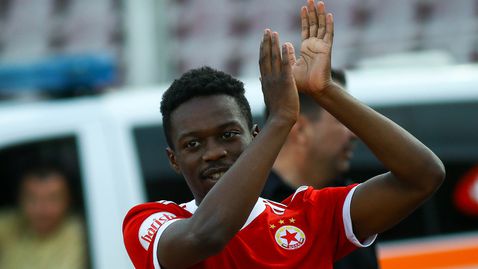  Стойчо няма да 