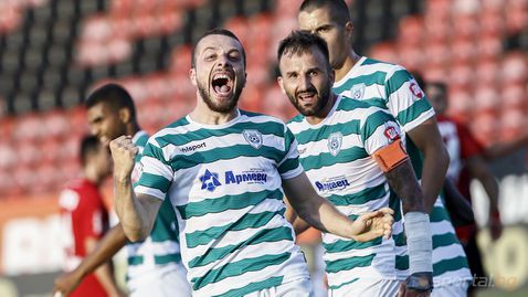  Черно море чака предложения за трима 