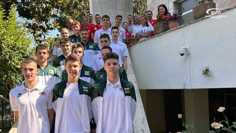 Посолството на България в Тирана организира прием за националите по волейбол до 17 години