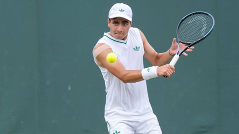  Иванов е полуфиналист на 