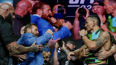 Конър Макгрегър провокира Макс Холоуей преди UFC 329
