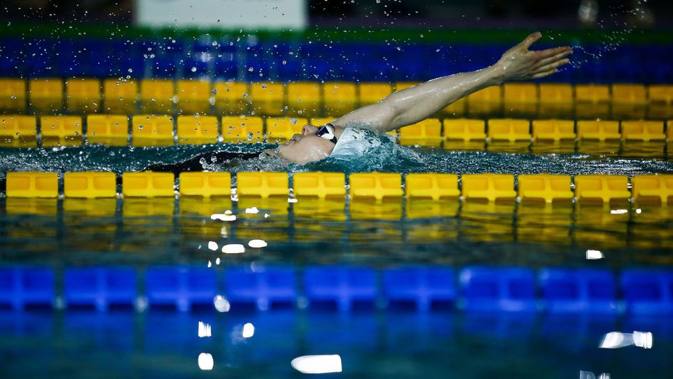 Басейните и фитнесите в София ще работят на 30%