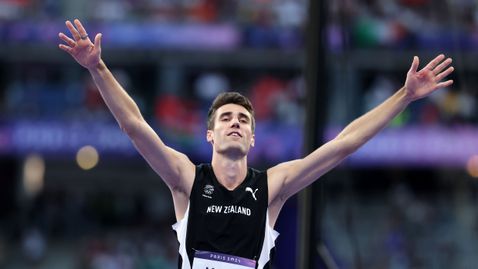 Надскачане реши олимпийската титла в скока на височина, злато за Кър