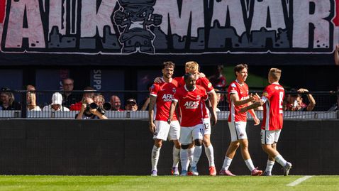 АЗ Алкмаар се притесни от Левски - отложи мач от Ередивизи