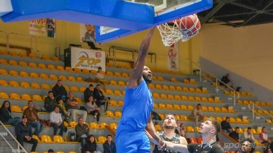 Седариан Рейнс остава играч на Левски