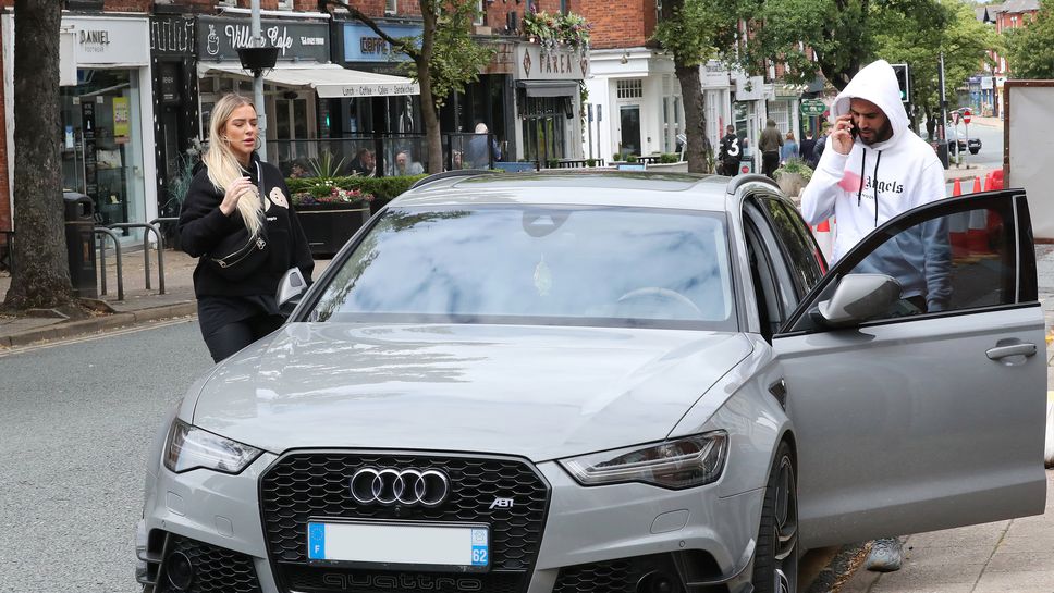 Футболист на Манчестър Сити остана без книжка, карал с близо 200 км/час