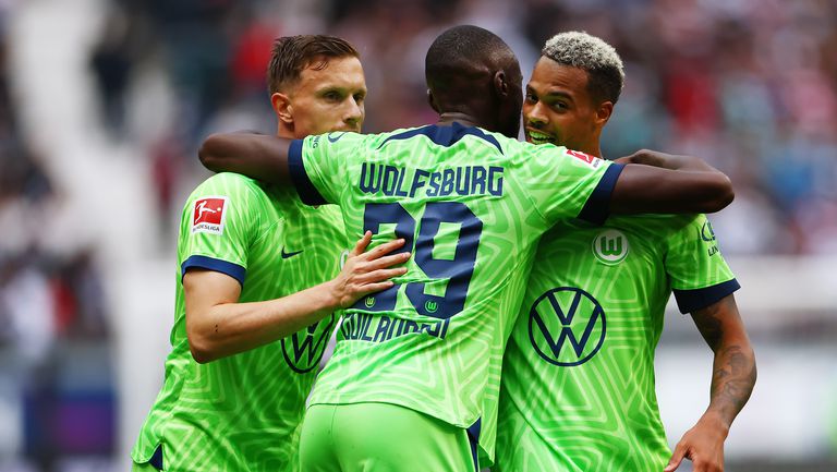 Волфсбург стигна до първата си победа през сезона в Бундеслигата