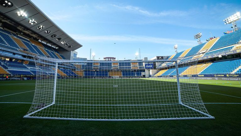 След равенството с Райо Валекано на старта на сезона Барселона