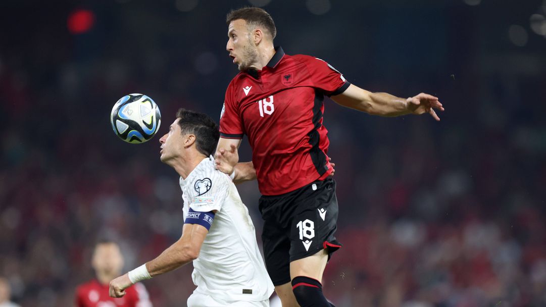 Албания повали Полша и поведе в група "Е"
