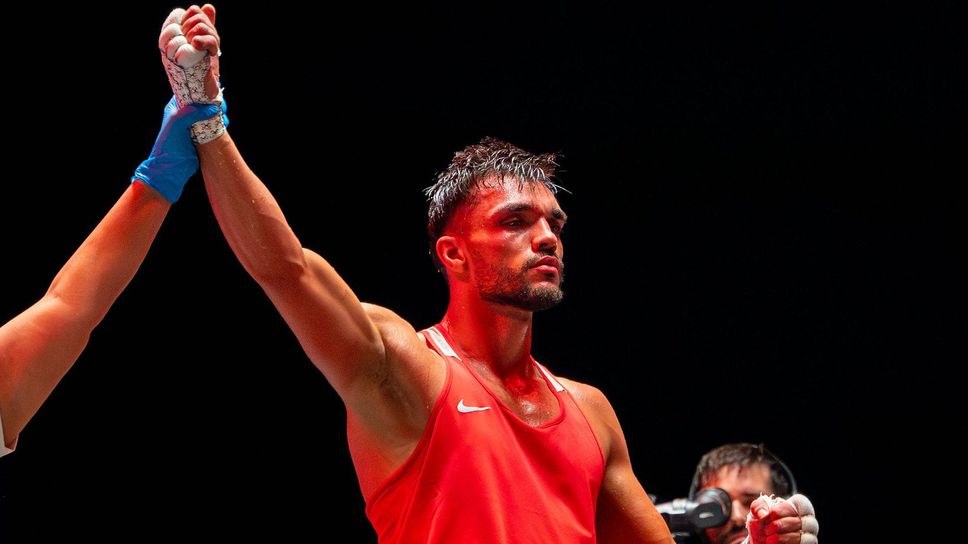 Уилиам Чолов спечели сребърен медал от Европейското първенство по бокс