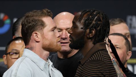  Тайсън, Пакяо, Усик и други огромни имена в бокса предвиждат Канело - Крауфорд 