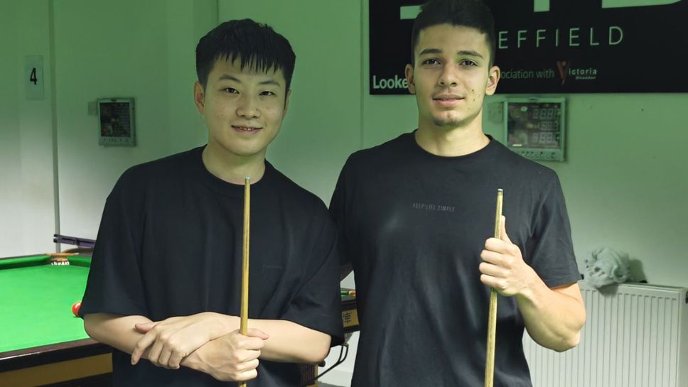 Максим Костов тренира със световния шампион Джао Синтонг в Шефилд