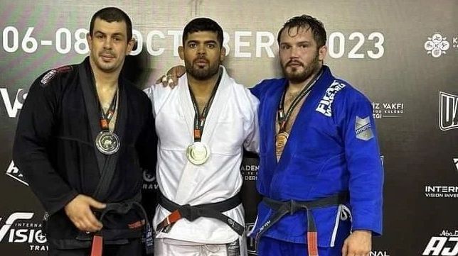 Куп медали за българските състезатели по BJJ в Истанбул