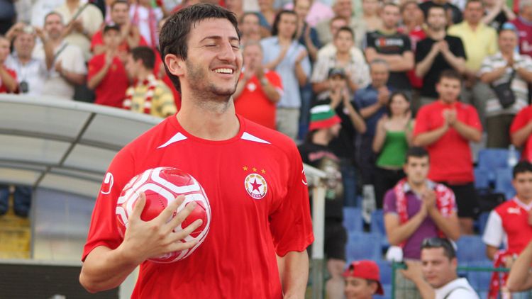 Цветомир Найденов обяви още един бивш играч на ЦСКА - бил Сливенския Артета