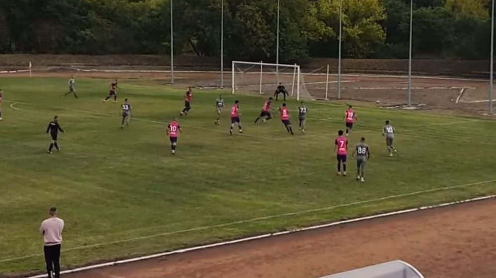 В Карнобат едноименния тим на Созопол победи Загорец Нова Загора