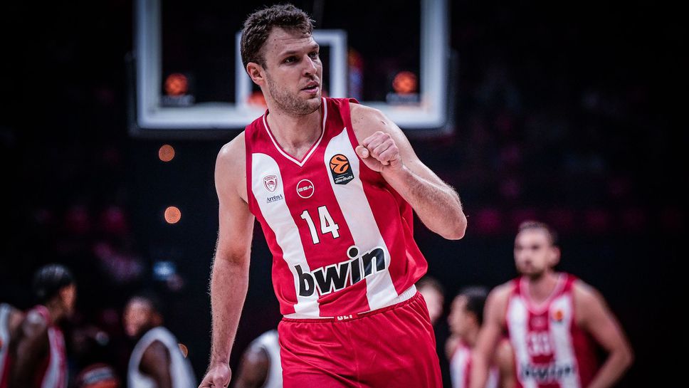 Фантастичен Везенков поведе Олимпиакос към гръмка победа в Евролигата