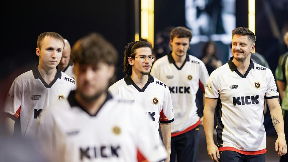 Vitality обърна Aurora и се класира за финала на ESL Pro League