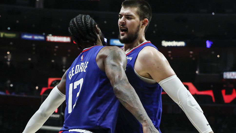 Клипърс постигнаха пета поредна победа в НБА