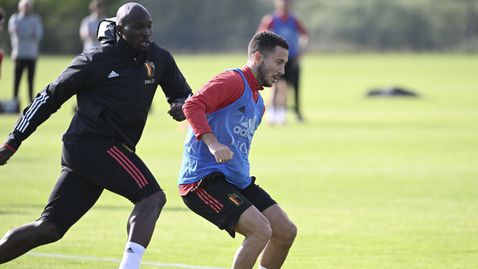  Роберто Мартинес разяснява избора си да вземе Ромелу Лукаку, Еден Азар и Амаду Онана в Катар 