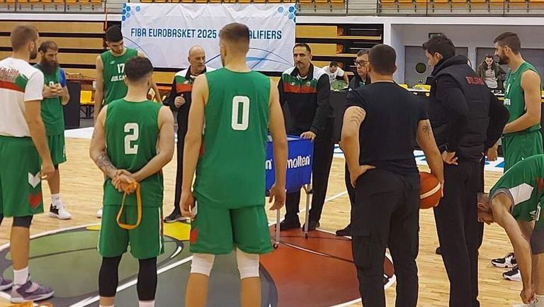 Националният тим на България по баскетбол за мъже тренира в