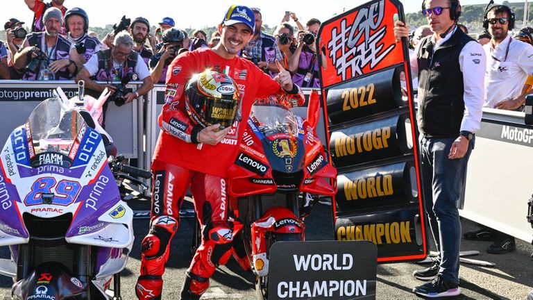 Новият световен шампион в MotoGP Франческо Банкя записа четири нули
