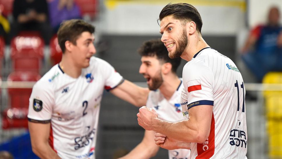 Големите шампиони Сливка и Качмарек показаха уважение към волейболните звезди на бъдещето от турнира на Левски в София