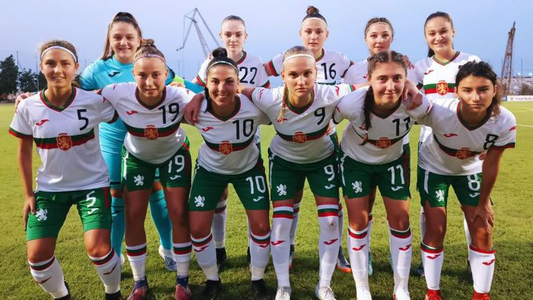 Селекционерът на националния отбор на България за девойки до 19