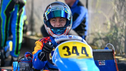  Любо Руйков влиза в академията на Физикела 