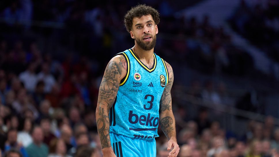 Удар за Фенербахче, нови проблеми за Скоти Уилбекин