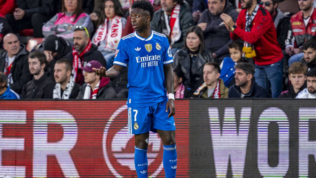 Винисиус Жуниор не пропусна да се скара и с феновете на Райо