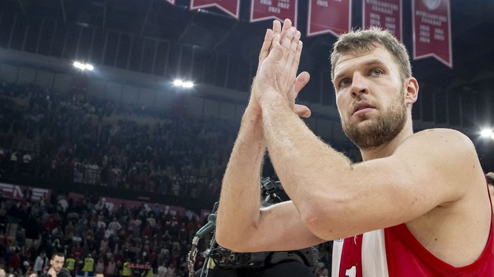 Везенков и Олимпиакос се завръщат на домашната сцена срещу добре познат съперник