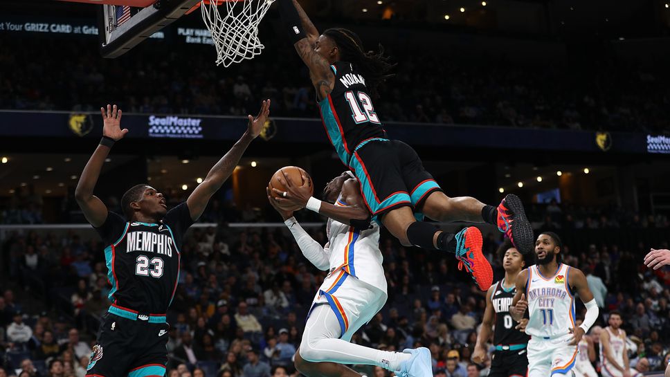 Шампионът Оклахома Сити Тъндър се върна на победния път в