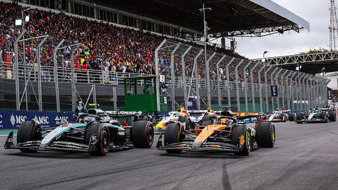  Гюнтер Щайнер подлага на критика Макларън поради наказването на Оскар Пиастри 