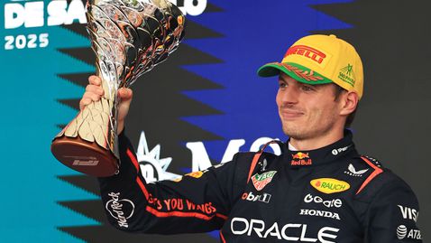  Макс Верстапен е 8-ят водач, който стига от пит-лейна до подиума 